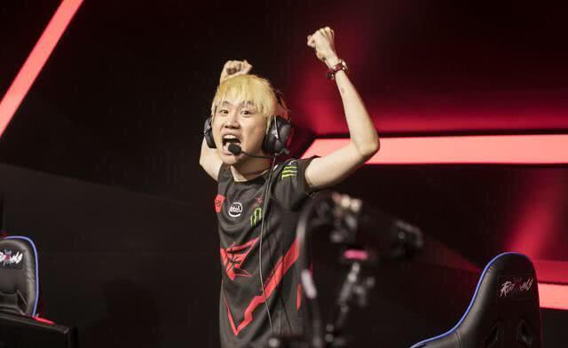 从细腻的草 从细腻的草