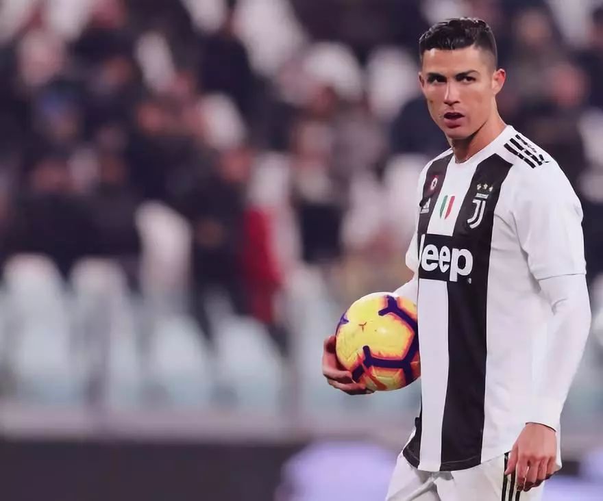 缘的任意球 缘的任意球